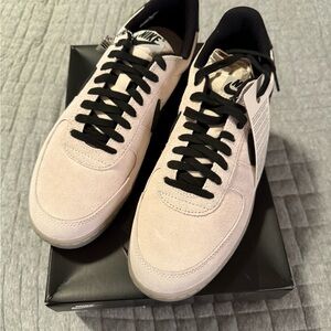 Nike Field General Sneakers